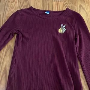 Old navy maroon peace sign shirt